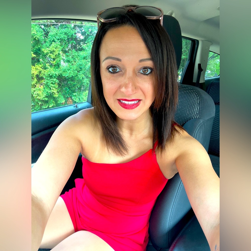 Meet your Posher, Selina